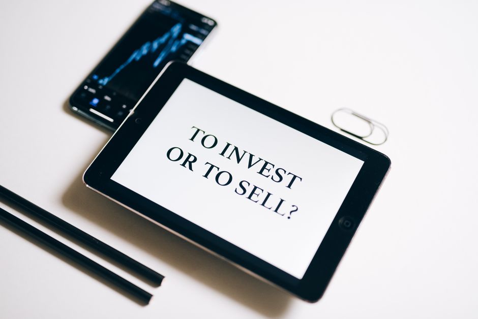 How Should I Invest $400,000 Without Taking Too Much Risk?